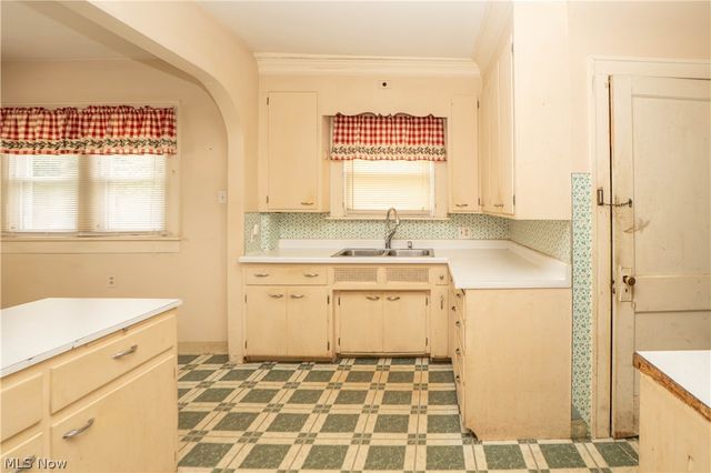 1326 12th Street NW, Canton, OH 44703