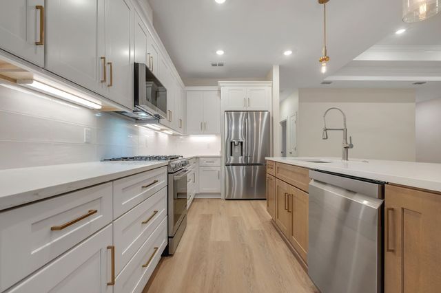 2335 Barcelona Court, Tallahassee, FL 32311