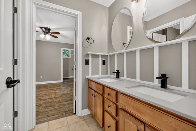 13712 Fairwood Drive, Fishers, IN 46055
