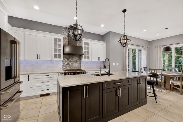 13712 Fairwood Drive, Fishers, IN 46055