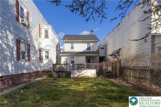 1604 Newport Avenue, Northampton Boro, PA 18067