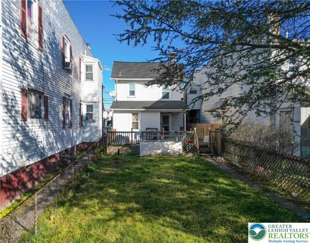 1604 Newport Avenue, Northampton Boro, PA 18067