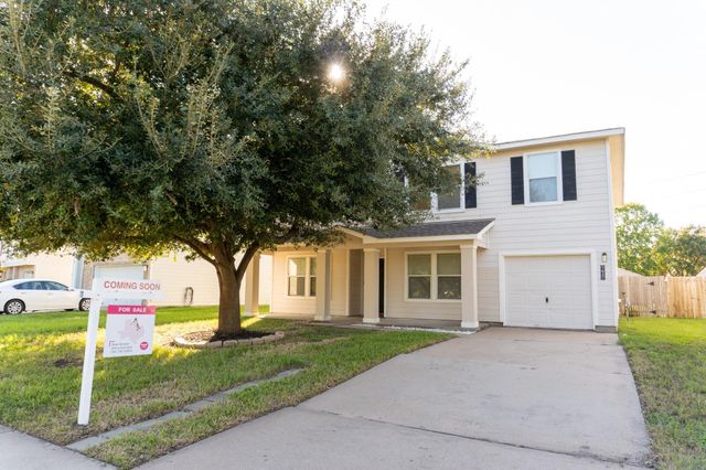 7627 Greenwood Point Drive, Cypress, TX 77433