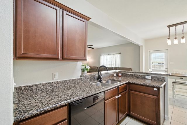 1100 Port Way, Crowley, TX 76036