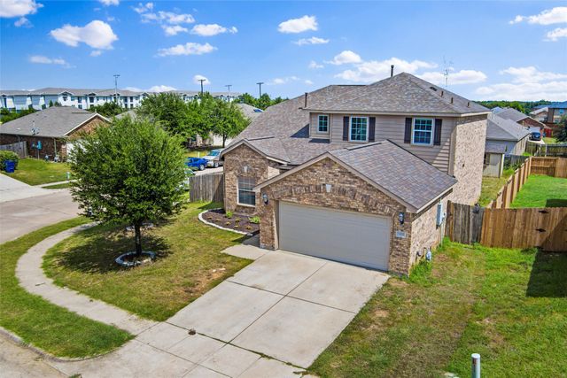 1100 Port Way, Crowley, TX 76036