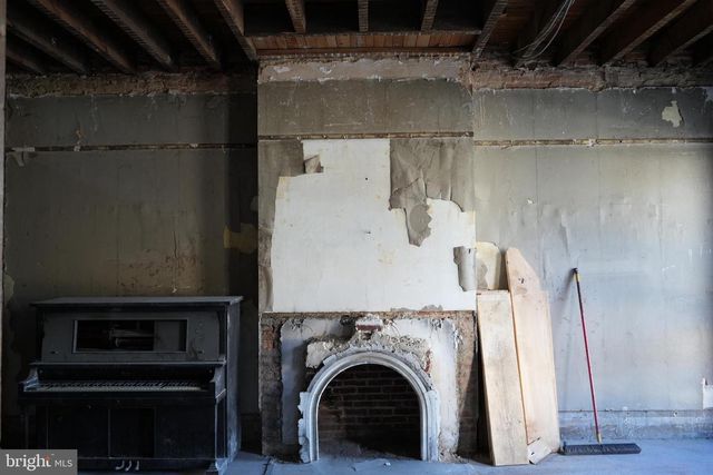 505 N CARROLLTON AVE, Baltimore, MD 21223