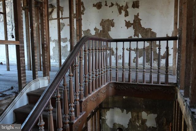 505 N CARROLLTON AVE, Baltimore, MD 21223