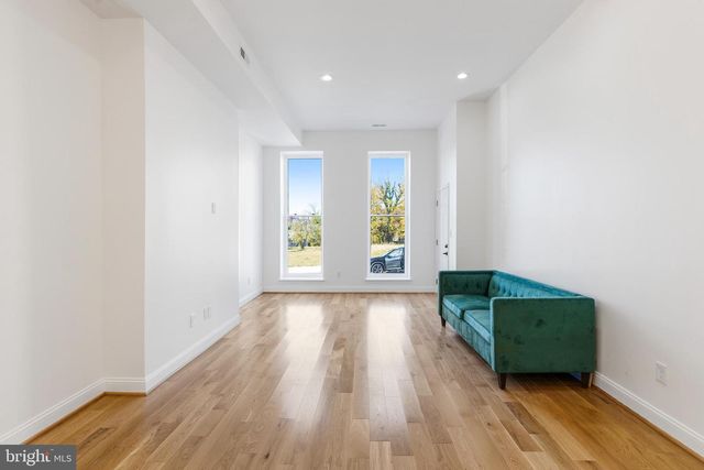 505 N CARROLLTON AVE, Baltimore, MD 21223