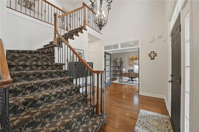 5303 NW 60th Terrace, Kansas City, MO 64151