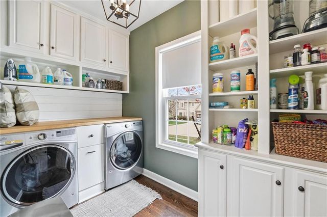 5303 NW 60th Terrace, Kansas City, MO 64151