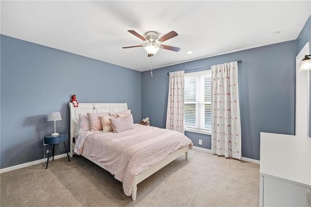 5303 NW 60th Terrace, Kansas City, MO 64151