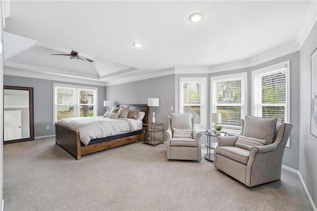 5303 NW 60th Terrace, Kansas City, MO 64151