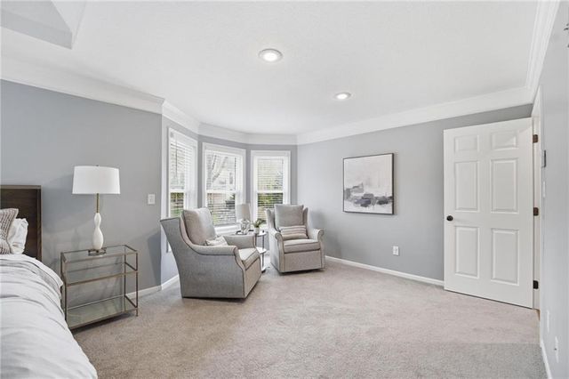 5303 NW 60th Terrace, Kansas City, MO 64151
