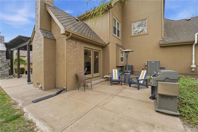 5303 NW 60th Terrace, Kansas City, MO 64151