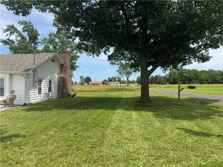 1027 E Grant Street, Ottawa, KS 66067