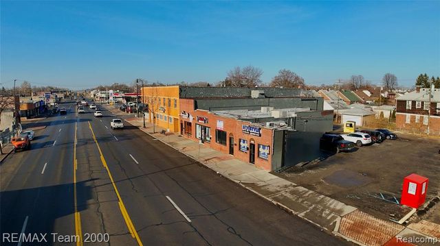 15322 W Warren Avenue, Dearborn, MI 48126