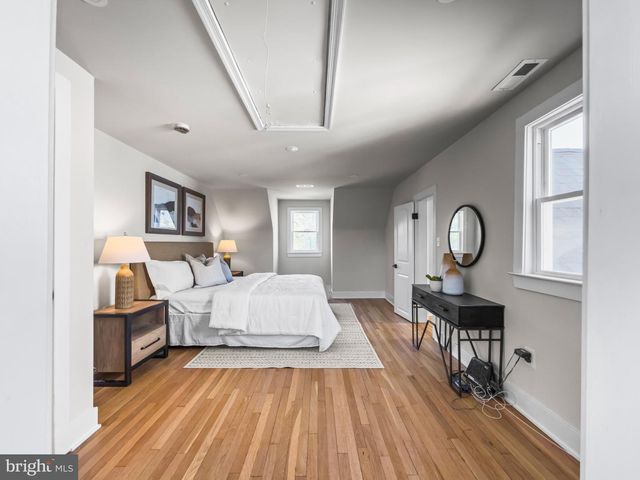 4633 EASTERN AVE, Mount Rainier, MD 20712