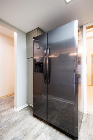 1303 N 43rd Street, St Joseph, MO 64506