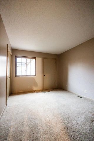 1303 N 43rd Street, St Joseph, MO 64506