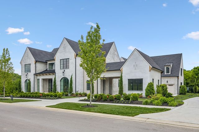 8384 Solstice Dr, College Grove, TN 37046