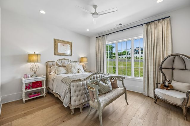 8384 Solstice Dr, College Grove, TN 37046