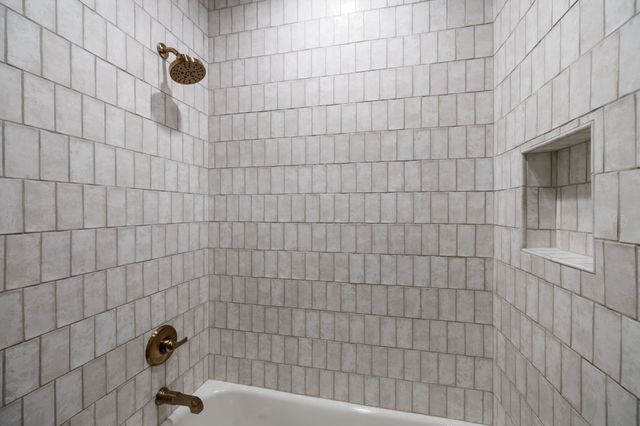 8384 Solstice Dr, College Grove, TN 37046