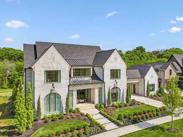 8384 Solstice Dr, College Grove, TN 37046