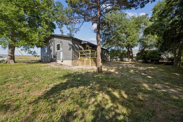 656 Sardis Road, Midlothian, TX 76065