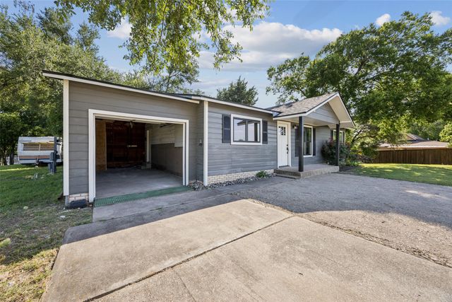 656 Sardis Road, Midlothian, TX 76065