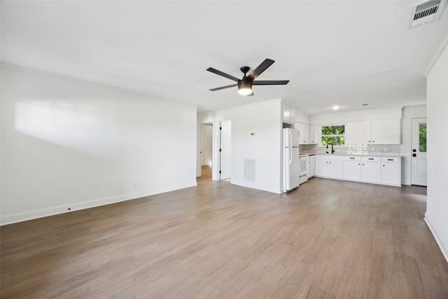656 Sardis Road, Midlothian, TX 76065