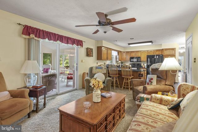 4949 IDLEWILDE RD, Shady Side, MD 20764