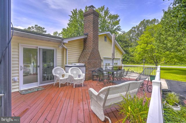 4949 IDLEWILDE RD, Shady Side, MD 20764