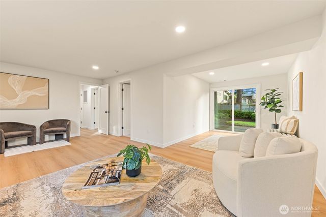 7210 173rd Street SW, Edmonds, WA 98026