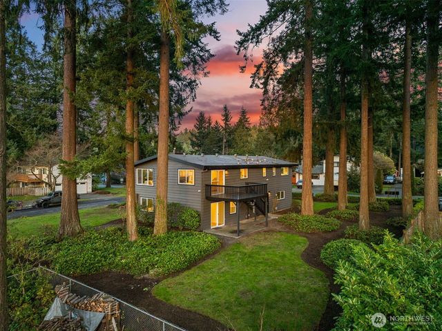 7210 173rd Street SW, Edmonds, WA 98026