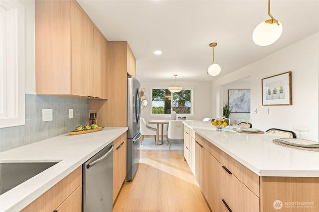 7210 173rd Street SW, Edmonds, WA 98026