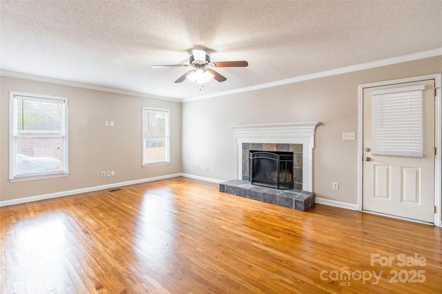 8230 Quail Hollow Drive, Harrisburg, NC 28075