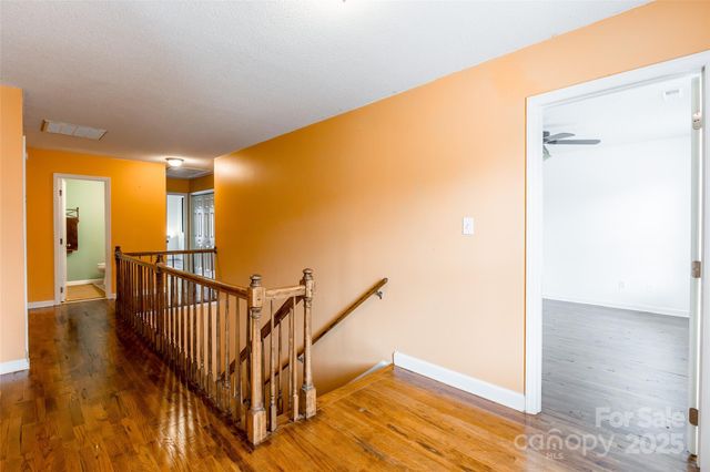 8230 Quail Hollow Drive, Harrisburg, NC 28075