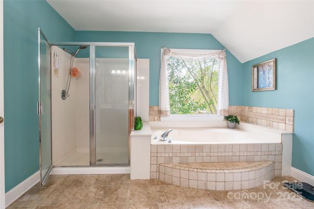 8230 Quail Hollow Drive, Harrisburg, NC 28075