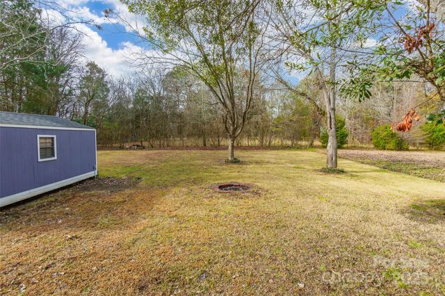 8230 Quail Hollow Drive, Harrisburg, NC 28075