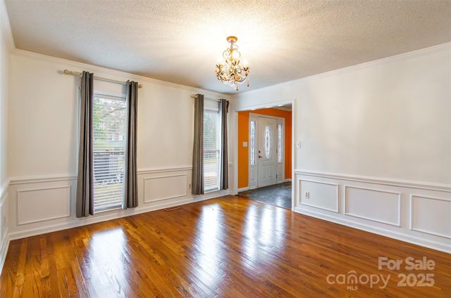 8230 Quail Hollow Drive, Harrisburg, NC 28075