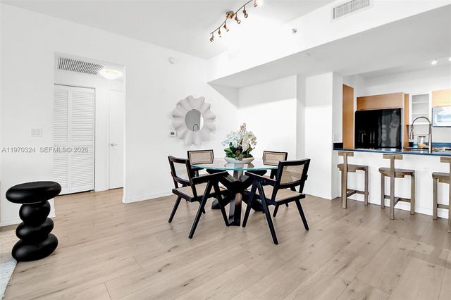 951 Brickell Ave 505, Miami, FL 33131