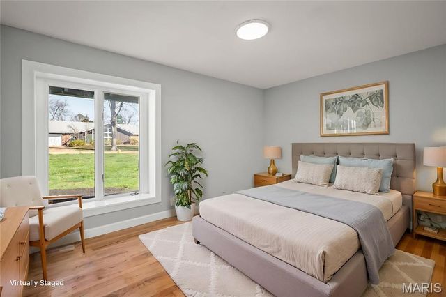 500 Kingridge Drive, Ballwin, MO 63011