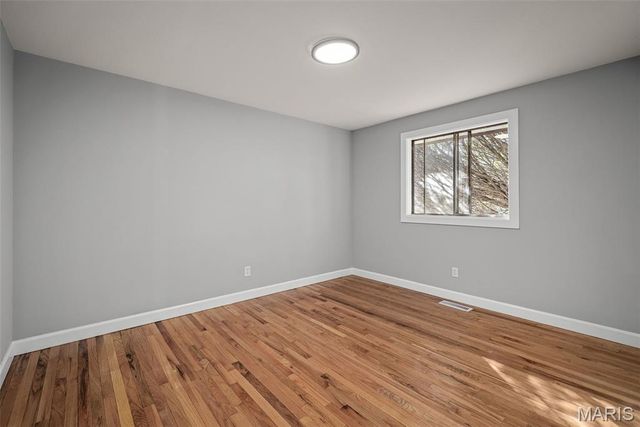 500 Kingridge Drive, Ballwin, MO 63011