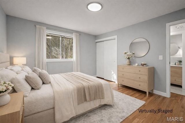 500 Kingridge Drive, Ballwin, MO 63011