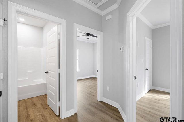 300 S Roden Ln, Gladewater, TX 75647