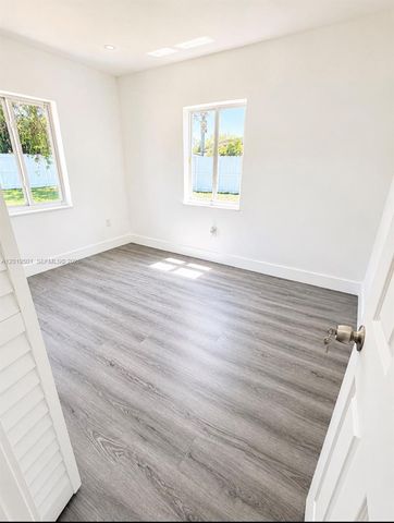 1881 NW 157th St, Miami Gardens, FL 33054