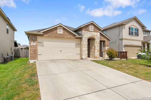 2539 Skybound, San Antonio, TX 78245