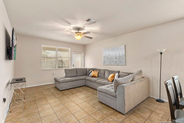 2539 Skybound, San Antonio, TX 78245