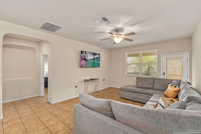 2539 Skybound, San Antonio, TX 78245