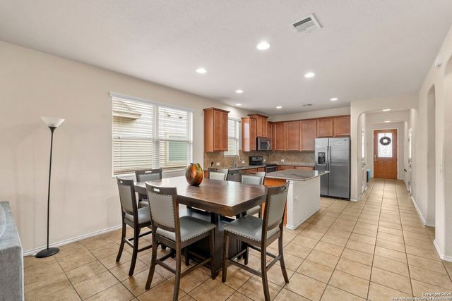 2539 Skybound, San Antonio, TX 78245